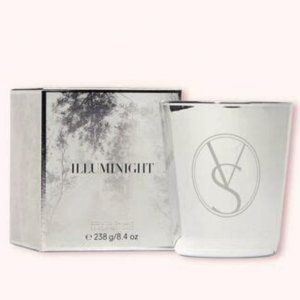 Victoria's Secret Illuminight Scented Candle
